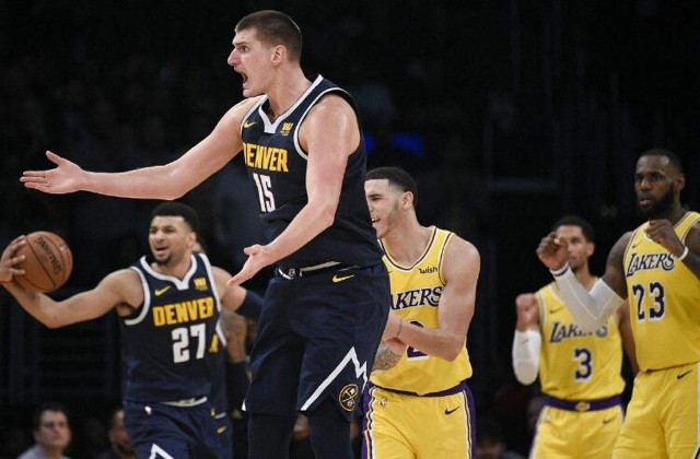  约基奇达成史诗级四双成就  