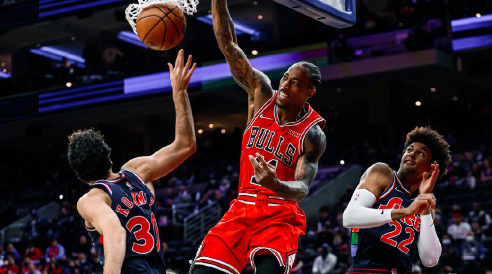  拉文三分绝杀公牛加时险胜雄鹿上演以下克上